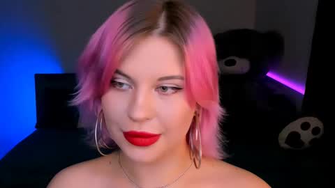 Eva online show from 01-12-25, 01:00