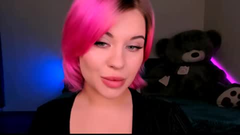 Eva online show from 01-24-25, 10:08