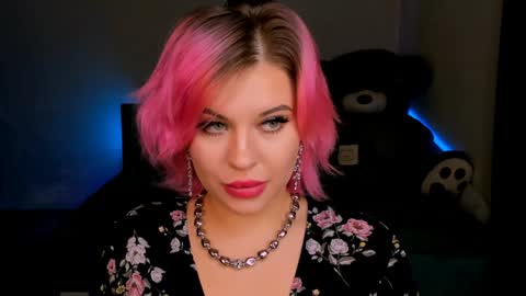 Eva online show from 02-01-25, 02:16