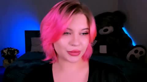 Eva online show from 02-15-25, 12:48