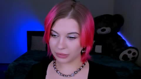 Eva online show from 02-25-25, 06:31