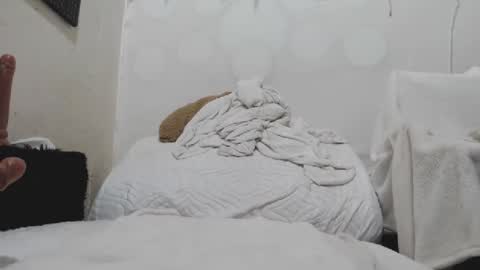 Snapshot of evahootxx chatting on 01-30-25, 08:22 EVA  online show from 01-30-25, 08:22