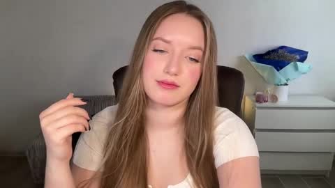 Eva online show from 04-17-26, 06:49