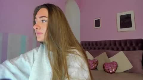 Eva online show from 11-10-25, 04:00