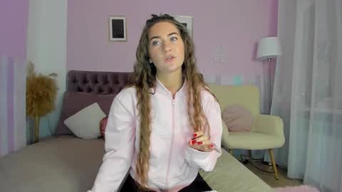 Eva online show from 11-13-25, 04:11