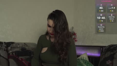 Eva online show from 12-18-24, 11:34