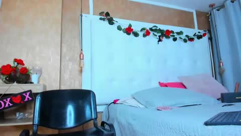 evamilf24 online show from 04-24-26, 12:51