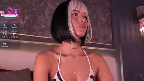 Snapshot of evamoretti chatting on 10-11-25, 11:03 Eva Moretti online show from 10-11-25, 11:03