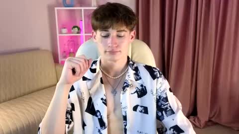 Snapshot of evan__joy chatting on 02-20-26, 09:37 Evan online show from 02-20-26, 09:37