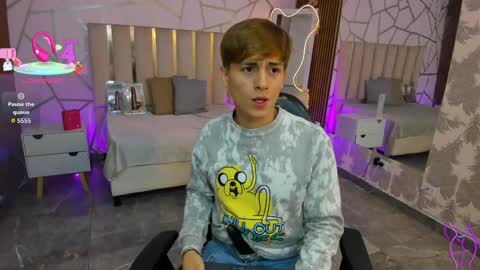 evan_tay online show from 04-19-26, 03:17