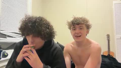 Snapshot of evanbrown333 chatting on 10-23-25, 04:12 Evan Brown online show from 10-23-25, 04:12