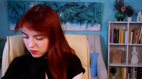 Snapshot of evanellson chatting on 12-22-24, 05:12 Eva online show from 12-22-24, 05:12