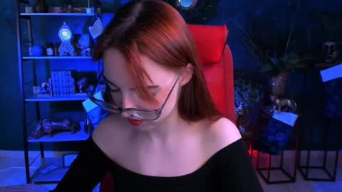 Snapshot of evanellson chatting on 01-15-25, 02:13 Eva online show from 01-15-25, 02:13