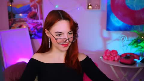 Snapshot of evanellson chatting on 01-18-25, 02:02 Eva online show from 01-18-25, 02:02