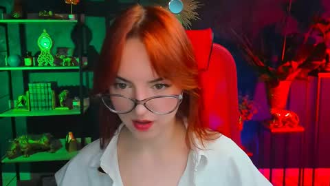 Snapshot of evanellson chatting on 01-28-25, 12:32 Eva online show from 01-28-25, 12:32