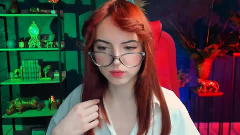 Snapshot of evanellson chatting on 01-29-25, 08:29 Eva online show from 01-29-25, 08:29