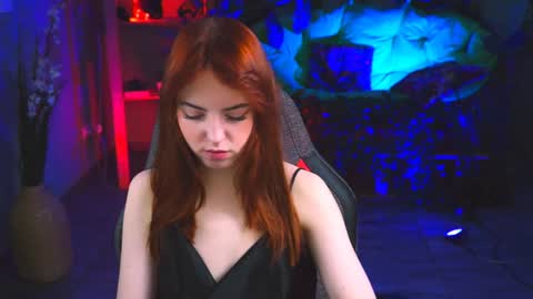 Snapshot of evanellson chatting on 01-31-25, 08:22 Eva online show from 01-31-25, 08:22