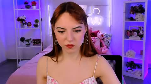 Snapshot of evanellson chatting on 02-08-25, 08:52 Eva online show from 02-08-25, 08:52