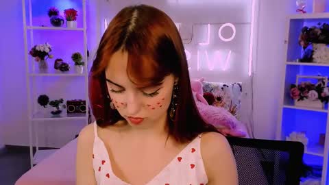 Snapshot of evanellson chatting on 02-14-25, 05:46 Eva online show from 02-14-25, 05:46