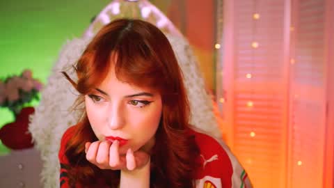 Snapshot of evanellson chatting on 02-16-25, 07:16 Eva online show from 02-16-25, 07:16