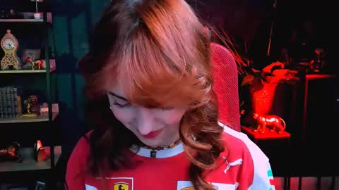 Snapshot of evanellson chatting on 02-19-25, 03:16 Eva online show from 02-19-25, 03:16