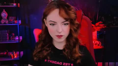 Snapshot of evanellson chatting on 02-25-25, 04:31 Eva online show from 02-25-25, 04:31