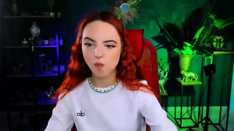 Snapshot of evanellson chatting on 09-09-25, 12:26 Eva online show from 09-09-25, 12:26