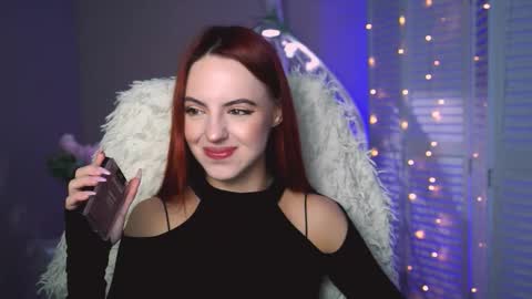 Snapshot of evanellson chatting on 09-19-25, 12:06 Eva online show from 09-19-25, 12:06