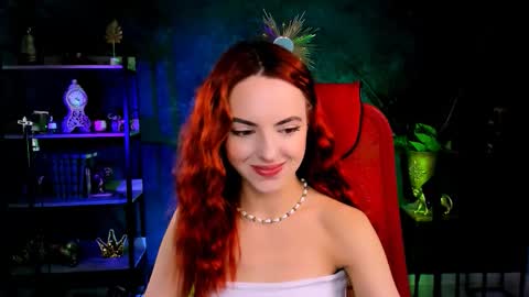 Snapshot of evanellson chatting on 09-25-25, 08:29 Eva online show from 09-25-25, 08:29