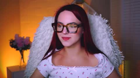 Snapshot of evanellson chatting on 09-27-25, 11:59 Eva online show from 09-27-25, 11:59