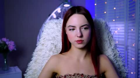 Snapshot of evanellson chatting on 10-25-25, 01:40 Eva online show from 10-25-25, 01:40