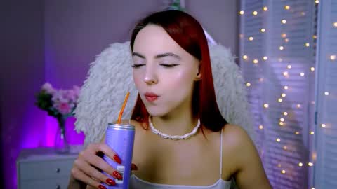 Snapshot of evanellson chatting on 11-21-25, 12:15 Eva online show from 11-21-25, 12:15