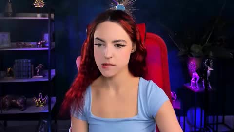 Snapshot of evanellson chatting on 11-23-25, 09:09 Eva online show from 11-23-25, 09:09