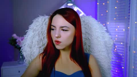 Snapshot of evanellson chatting on 11-28-25, 03:47 Eva online show from 11-28-25, 03:47