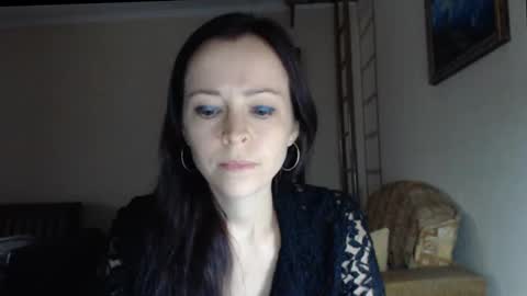 Snapshot of evangeline06 chatting on 10-10-25, 09:19 YourMistress online show from 10-10-25, 09:19