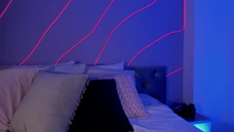 Eva online show from 12-24-24, 02:44