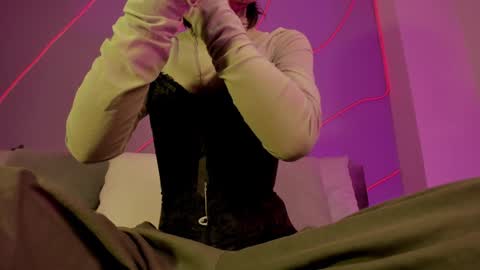 Eva online show from 12-27-24, 01:07