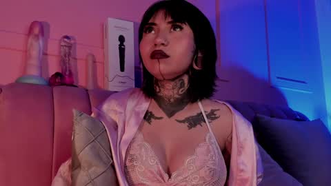 Eva online show from 02-01-25, 03:07