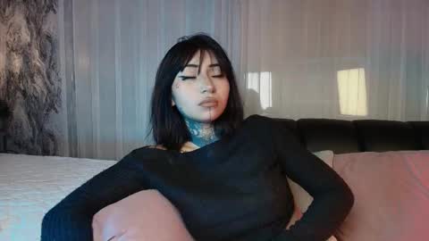 Eva online show from 12-05-25, 08:27