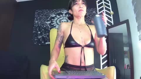  Eva online show from 12-22-25, 07:22