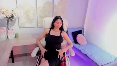 evangelineroos online show from 02-09-26, 06:01