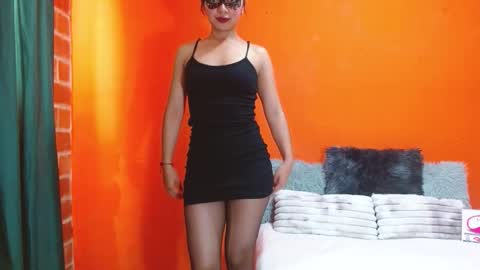 evangelinne_01 online show from 11-04-25, 04:28