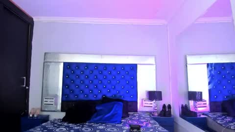 evanllelyne online show from 11-28-25, 11:46