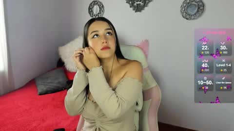 hailey online show from 02-04-25, 01:06