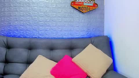 Evan and Susan online show from 09-09-25, 04:28