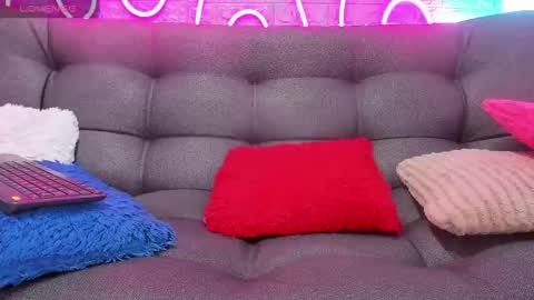 Evan and Susan online show from 09-17-25, 04:25