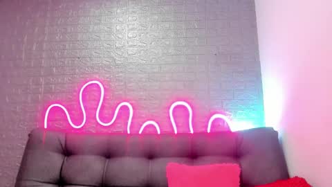 Evan and Susan online show from 09-17-25, 05:25