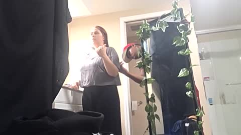 evanschris2048 online show from 10-08-25, 01:14