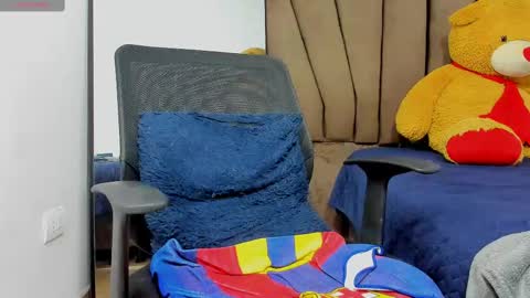 Snapshot of evansstorm01 chatting on 02-25-25, 02:58 online show from 02-25-25, 02:58