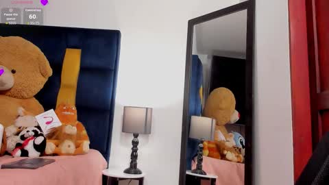 Snapshot of evansstorm01 chatting on 10-31-25, 04:02 online show from 10-31-25, 04:02